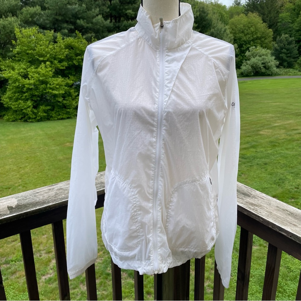 Columbia windbreaker jacket packable lightweight sheer hiking camping gorpcore